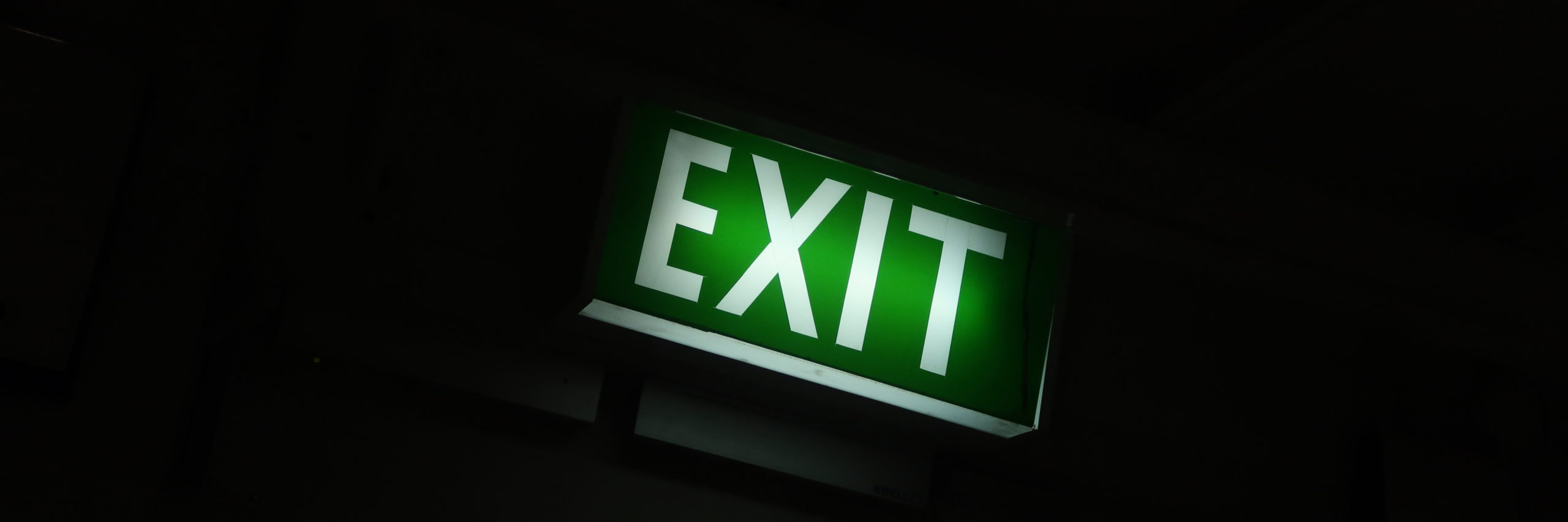 26 Exit Interview Questions to Ask When a High Performer Resigns